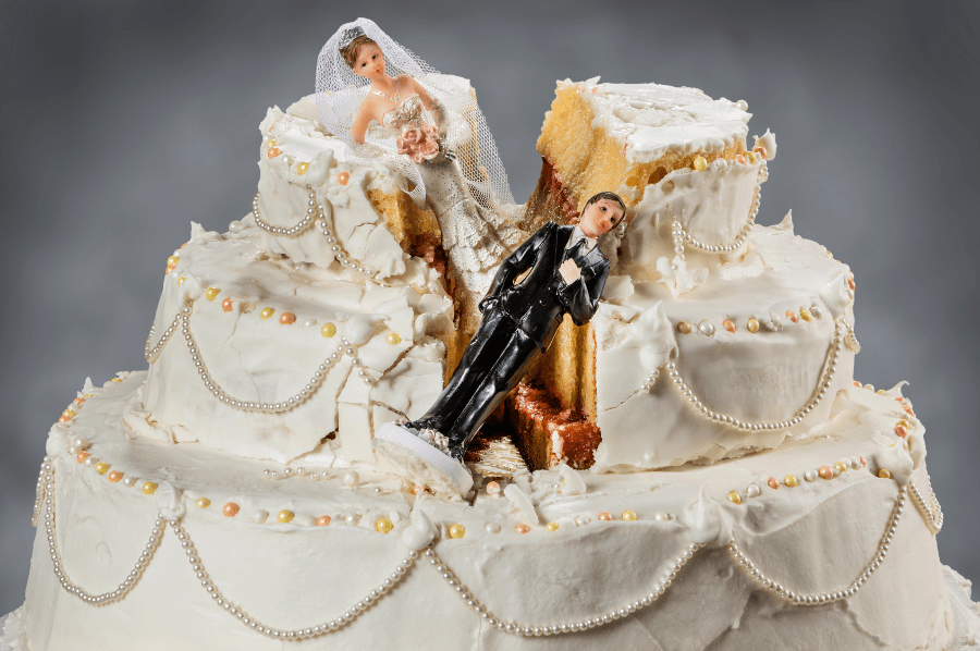 Smashed Cake, Narcissists Ruin Events